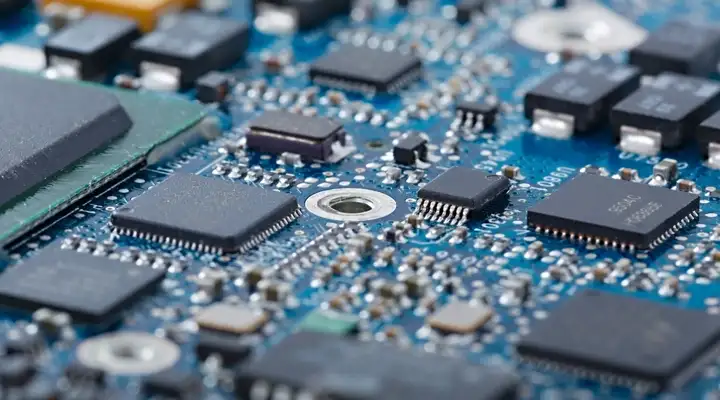 Circuit board with a range of microchips