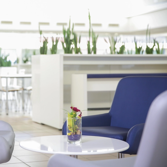 Dining and meeting area of the SCHOTT headquarters in Mainz, Germany