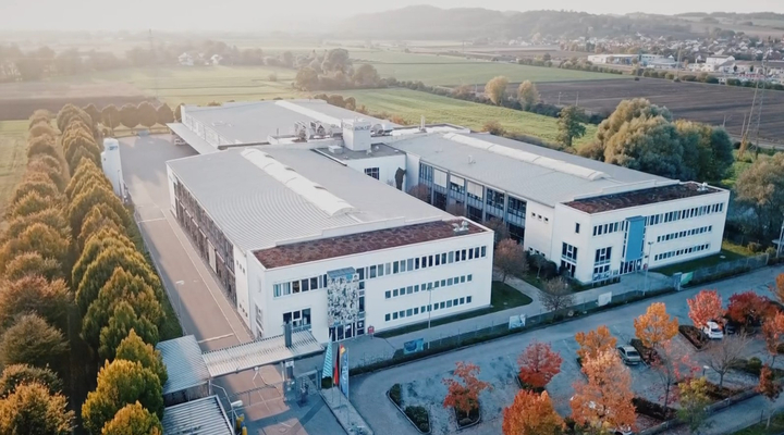Aerial shot of SCHOTT’s Electronic Packaging business unit in Landshut, Germany