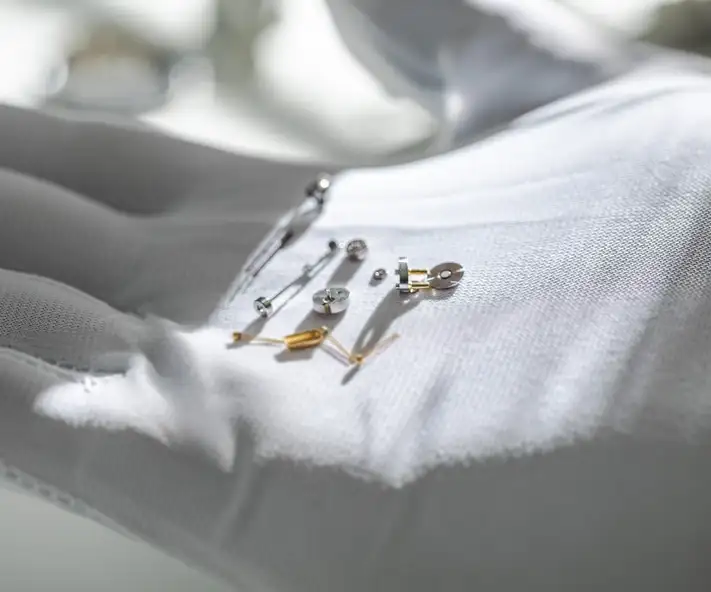 Feedthroughs on glove